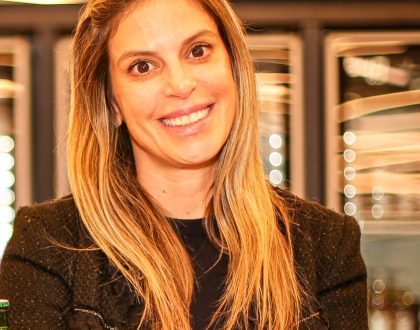 VIVIAN DE FREITAS E RODRIGUES