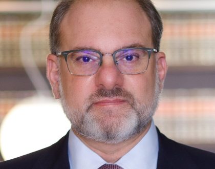 CARLOS HENRIQUE T. BECHARA