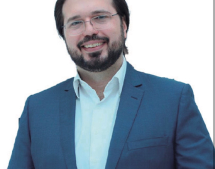 CAIO CESAR NADER QUINTELLA