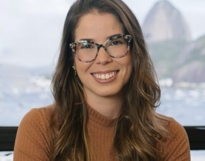 LAURA BAPTISTA BORGES