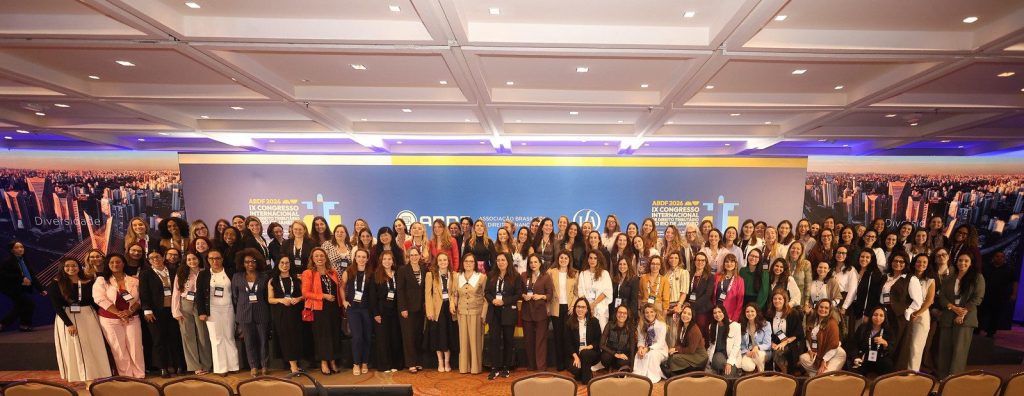 Participantes da Plenária WIN no IX Congresso Internacional de Direito Tributário do Rio de Janeiro